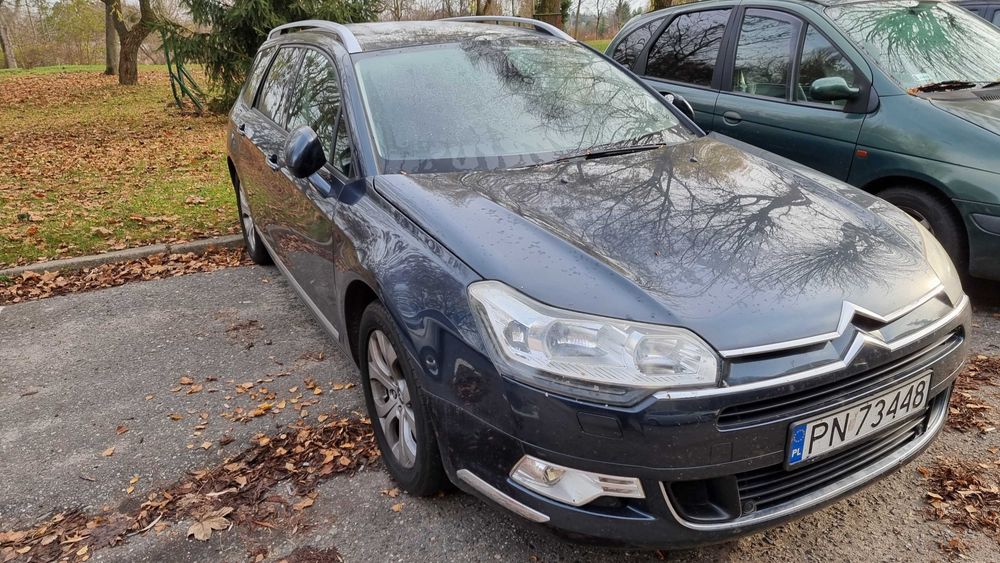 Citroen C5 Kombi 2011, 1.6 thp 155 KM, około 250 tyś- uszkodzony