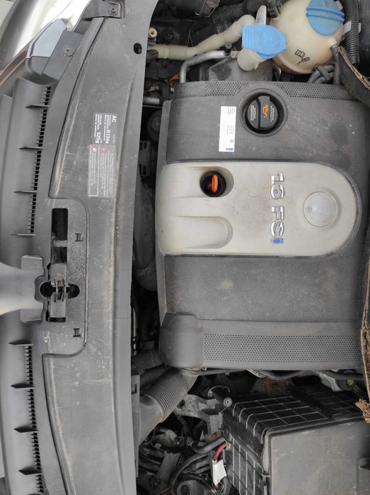 Продам автомобіль Volkswagen Touran 2004 року