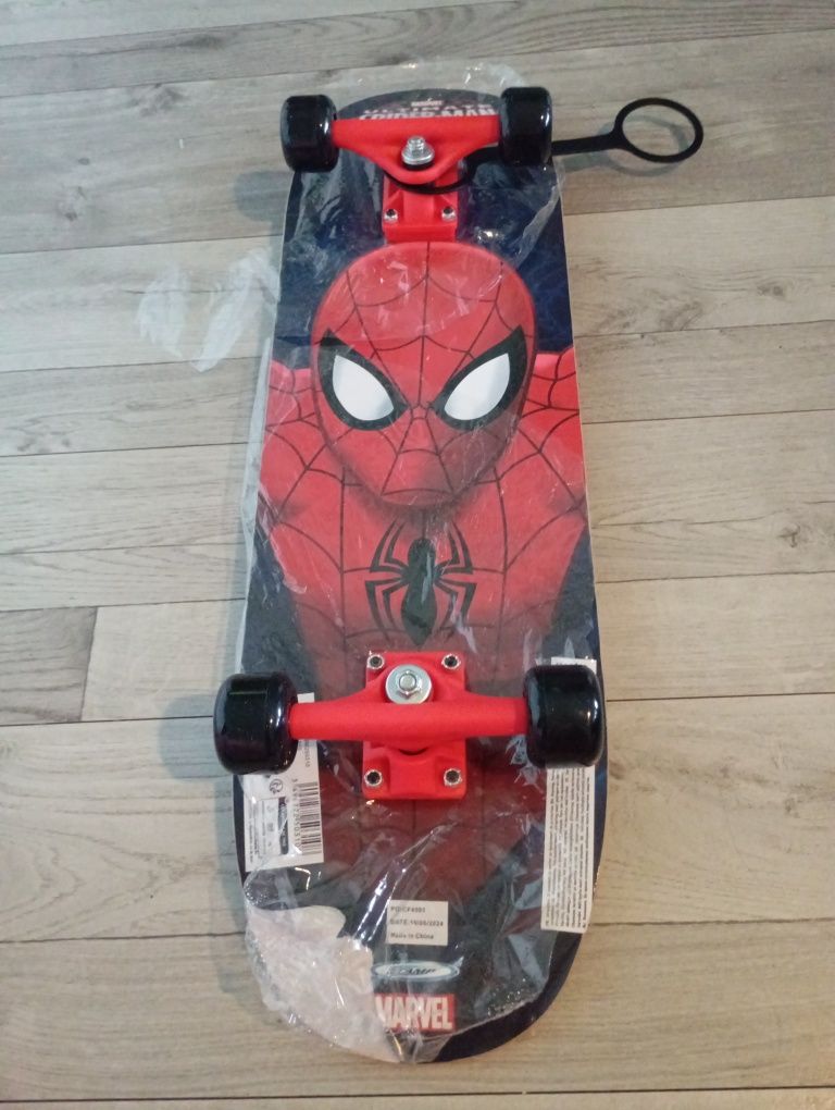 Deskorolka Spiderman