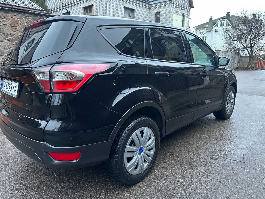 Продам Ford Escape 2017 р