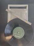Gira-discos a pilhas