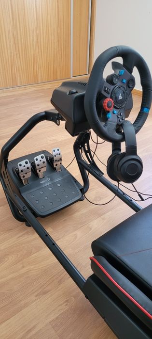 Cockpit + Volante + Pedais