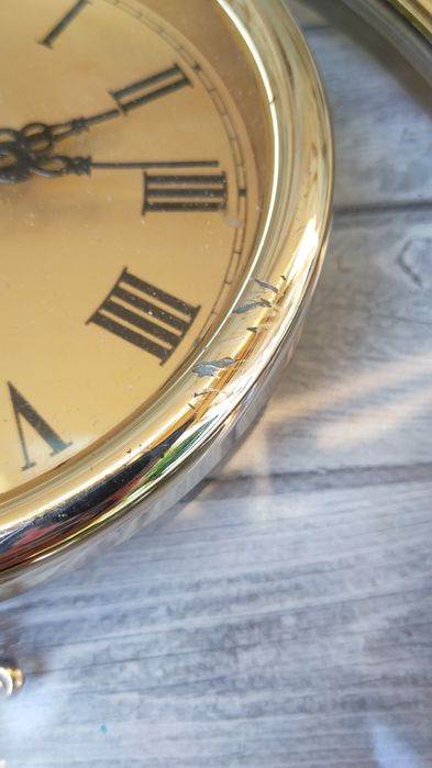 Rhythm часы настенные с маятником.