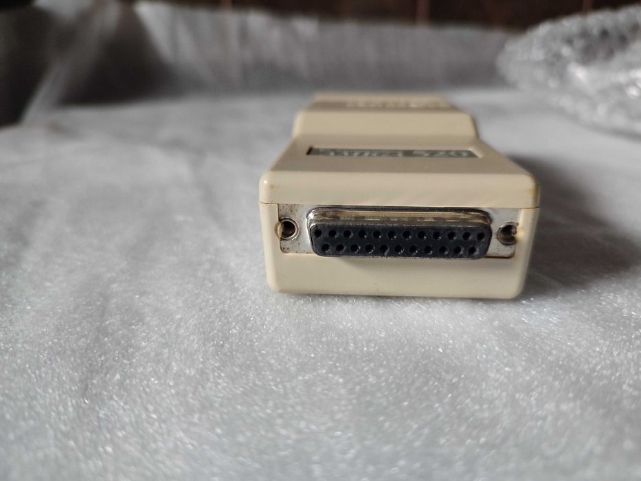 Sprawny Commodore Amiga modulator A520