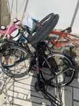 Bicicletas usadas e peças.