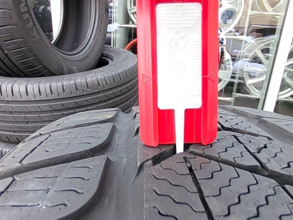 215/60R16 95H Pirelli Sottozero 3 Winter  PARA zima