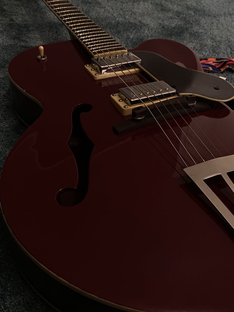 Gitara Hollowbody