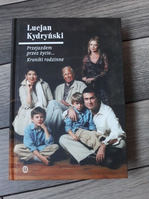 Nowa Książka "Przejazdem przez życie... Kroniki rodzinne" Anna Jopek