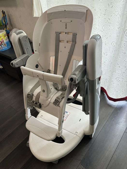 Стілець-гойдалка для годування Peg-Perego Tatamia