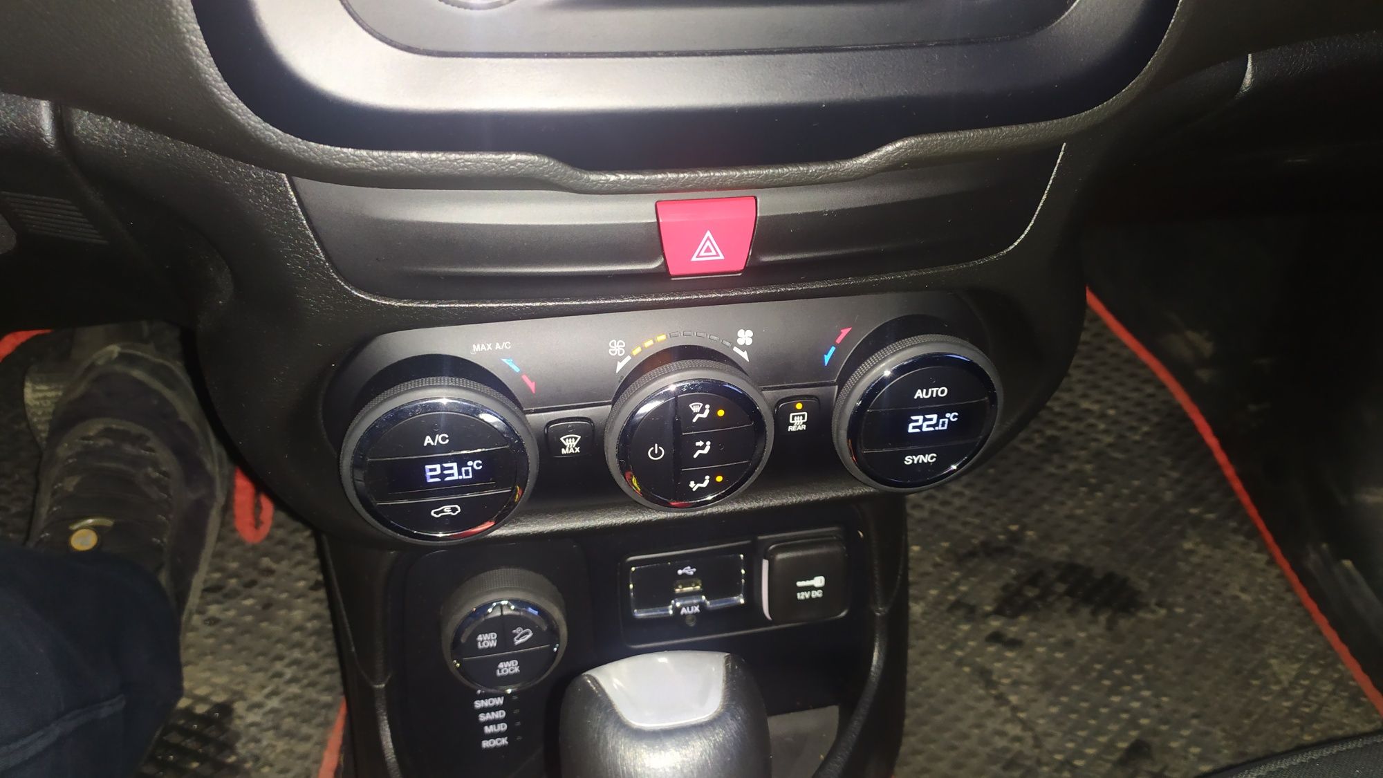 Jeep renegade trailhawk