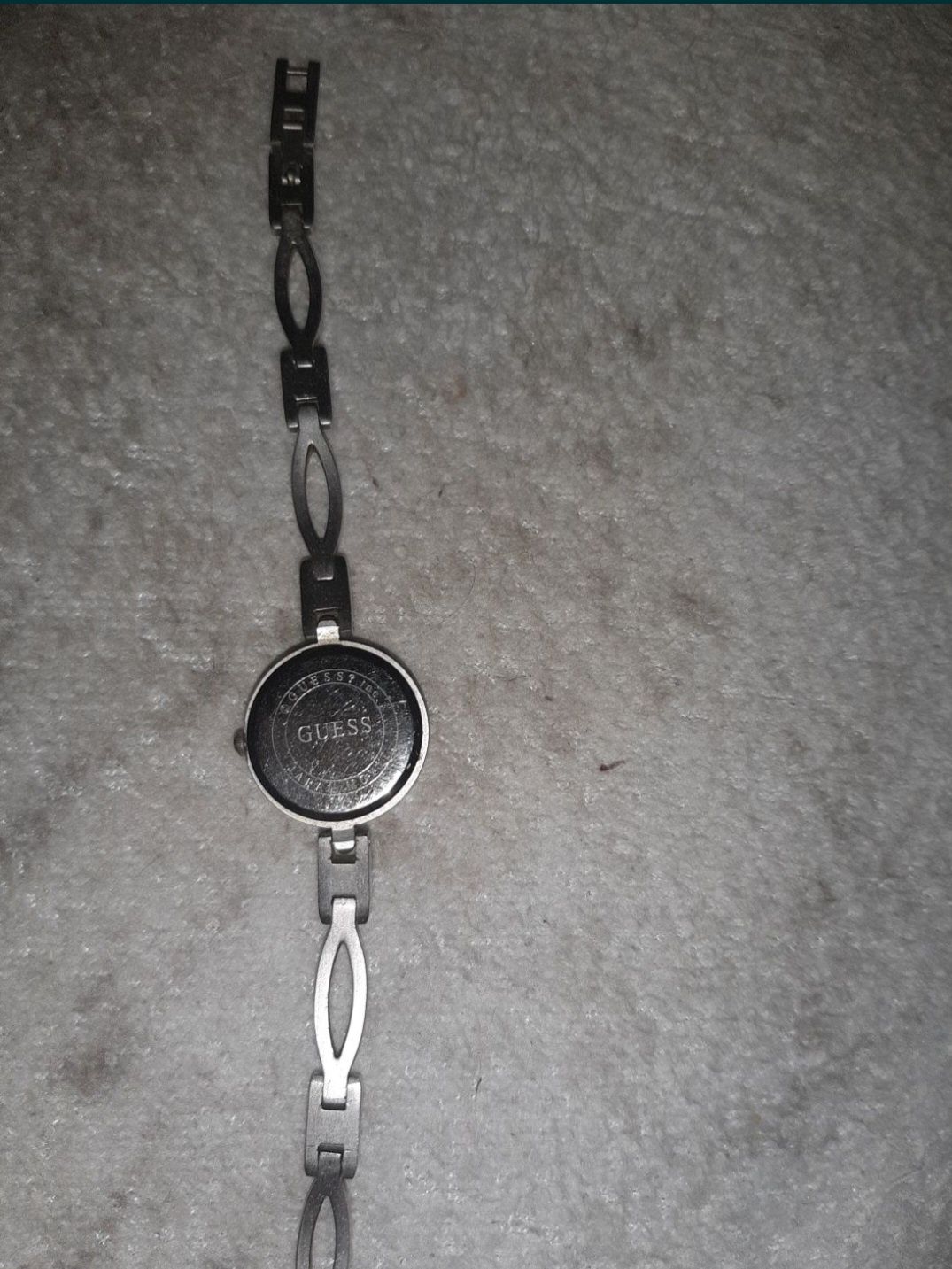 Relógio guess em bom estado
