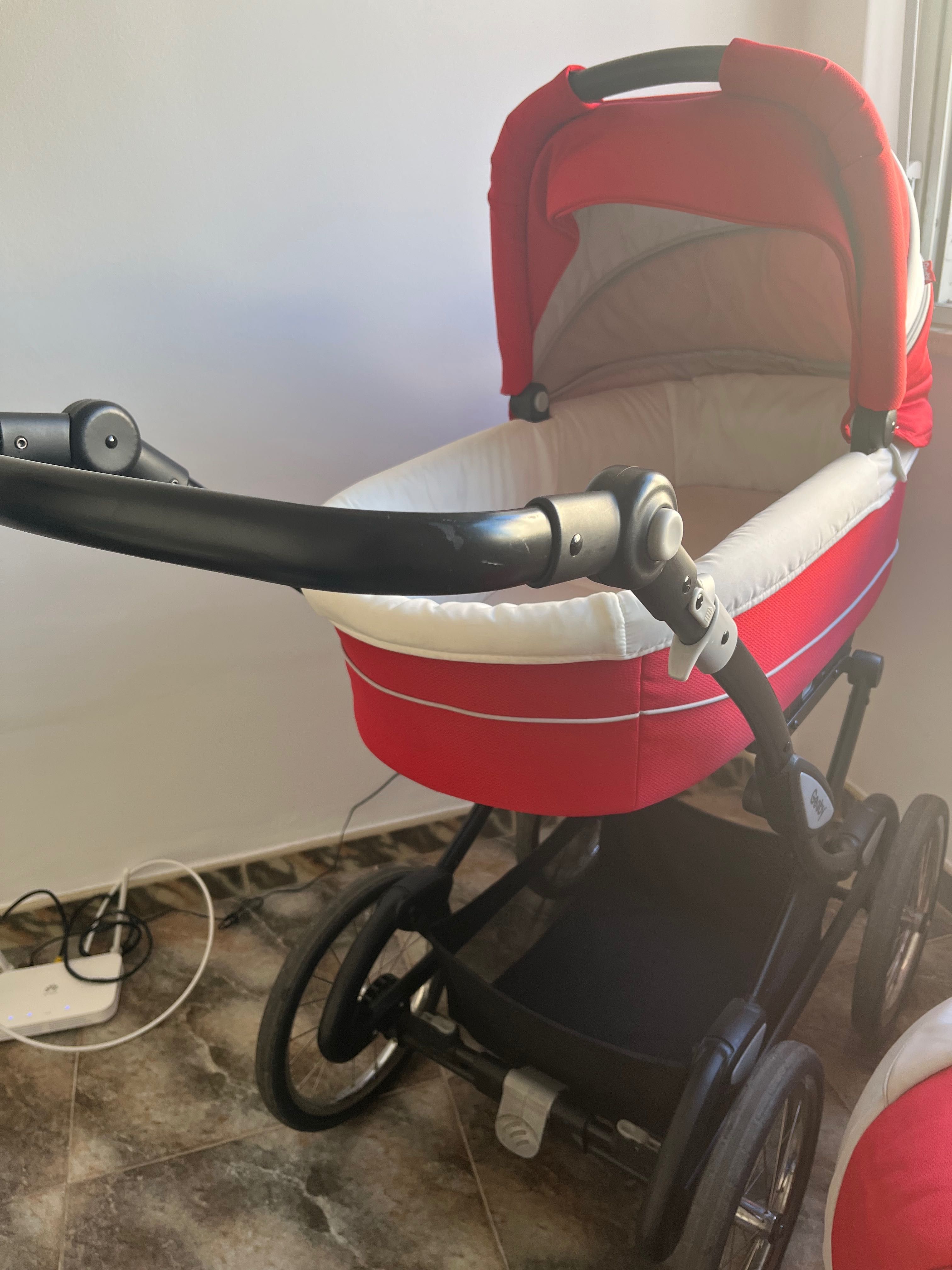 Baby stroller/pram