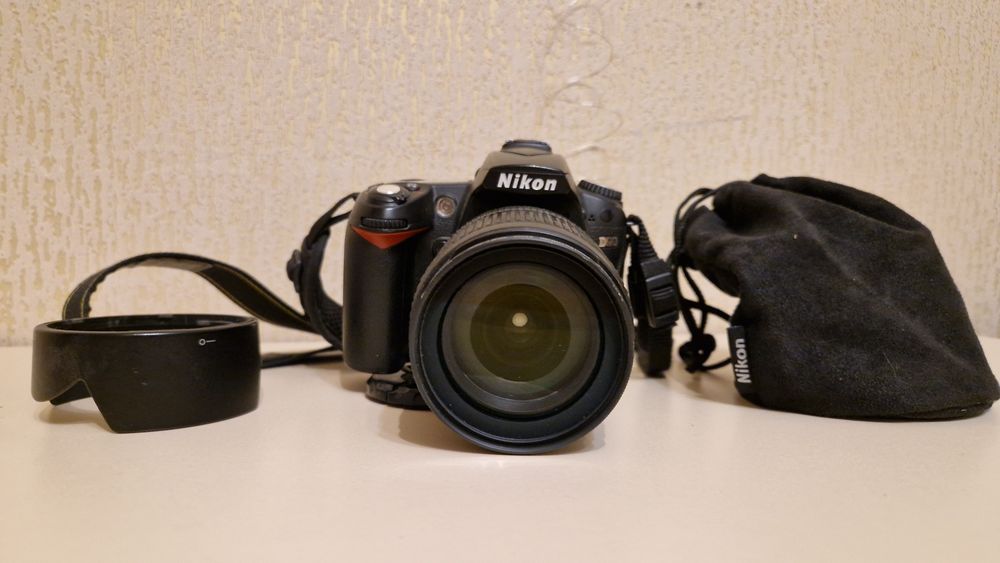 Nikon D90 18-105  VR Kit