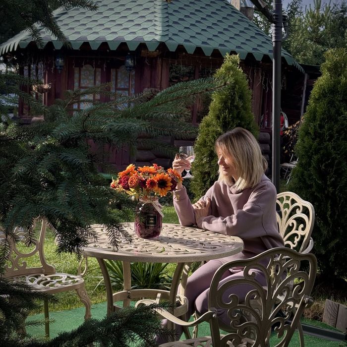 Затишний дерев'яний будиночок у тиші лісу на 4+2 осіб