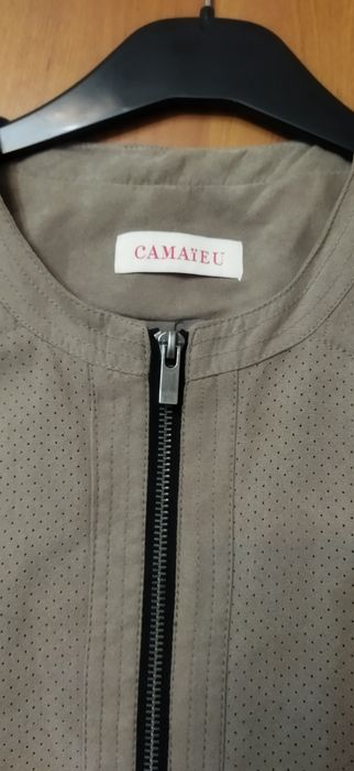 Куртка- вітровка жіноча 42 розміру