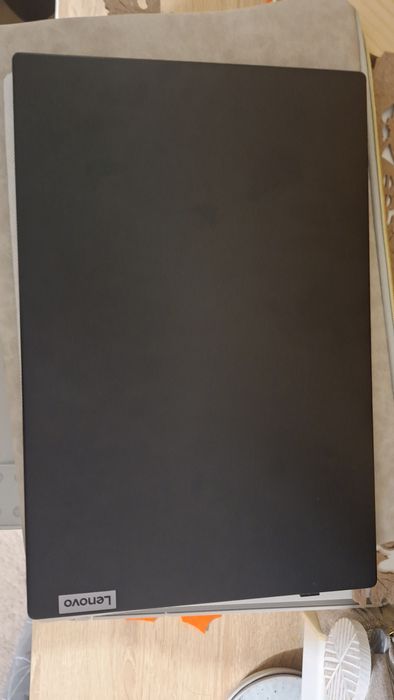 Lenovo v15 g4 iru type 83A1 na gwarancji +etui