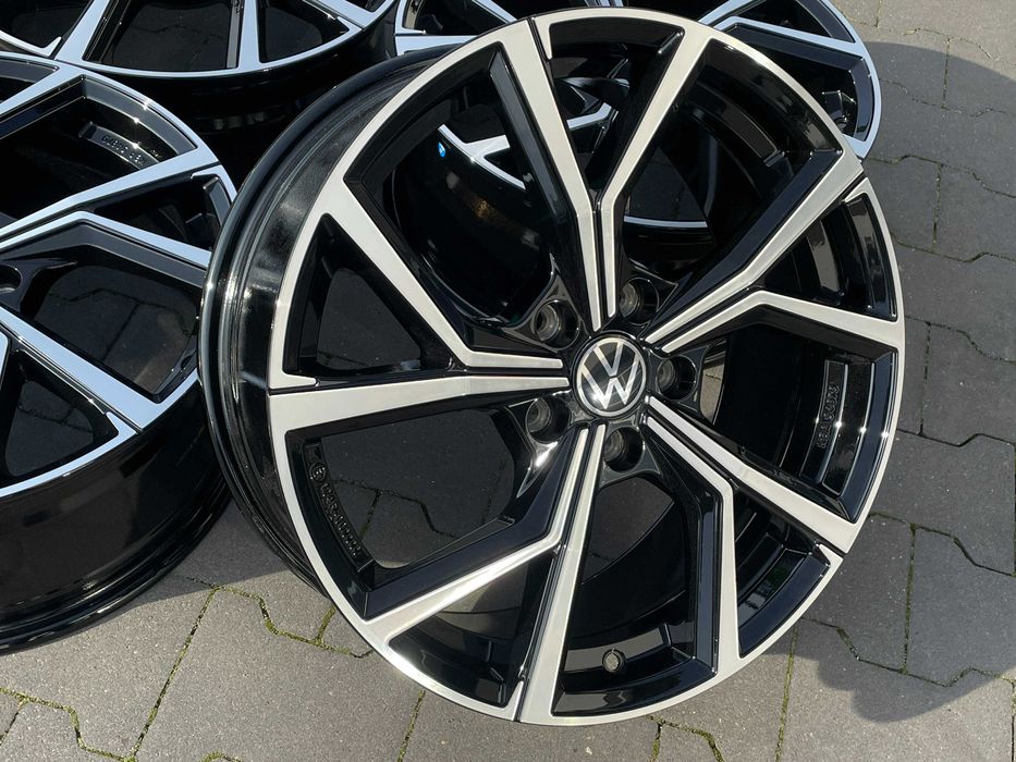 FELGI 18 5X112 VW Passat B8 B9 Tiguan Golf Arteon T-roc PLATIN GERMANY