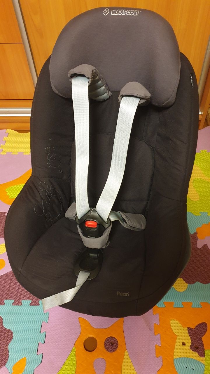 Автокресло Maxi-Cosi pearl isofix+ база, от 9м до 4 лет