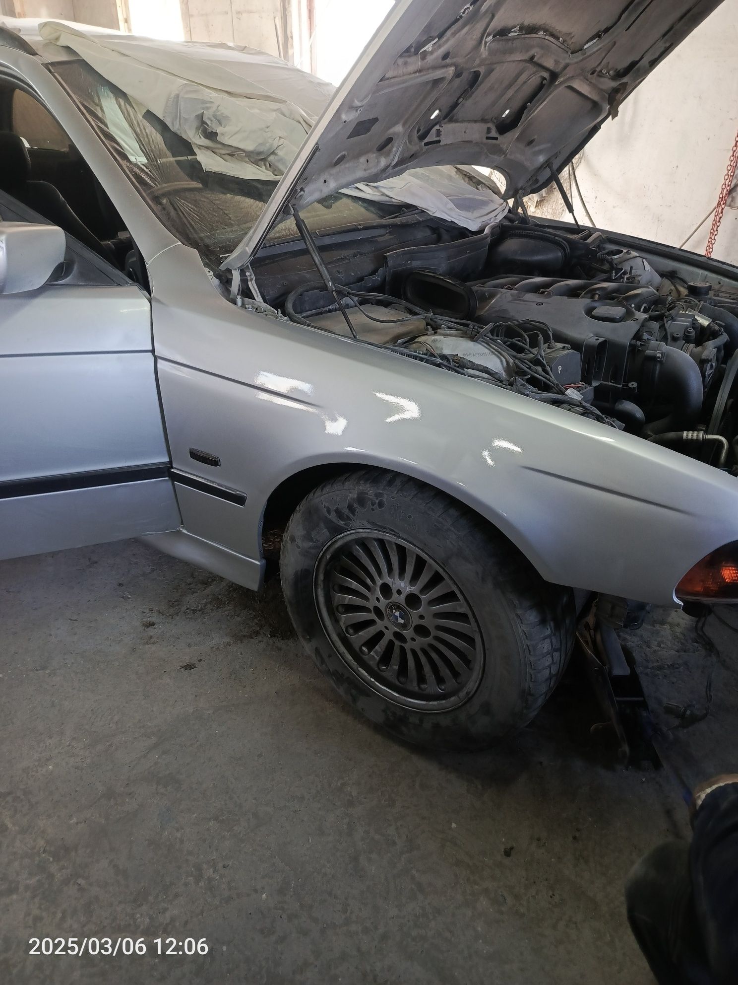Продам БМВ 530D.