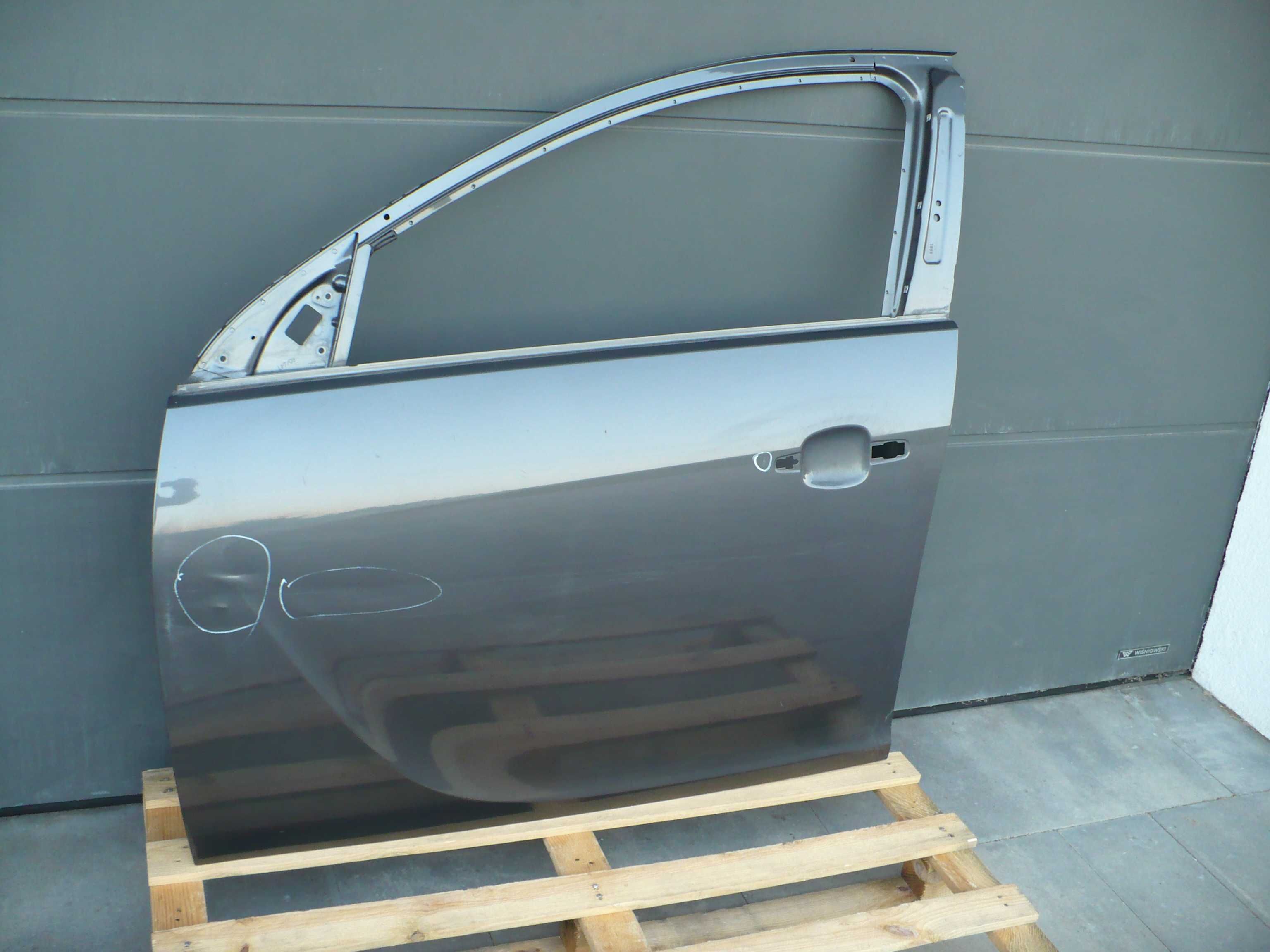 Opel insignia A a drzwi lewy przód lewe przednie