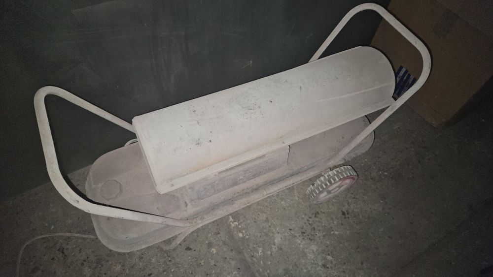 Nagrzewnica olejowa master B145 44kw