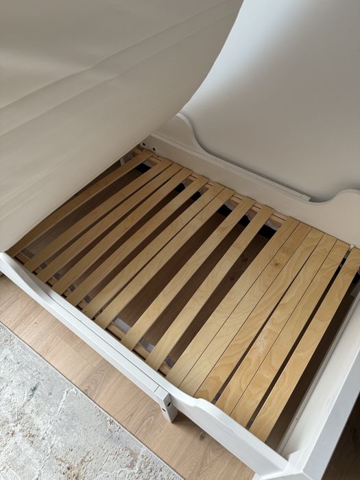 Łóżko dziecięce IKEA SUNDVIK + materac + barierka – stan idealny