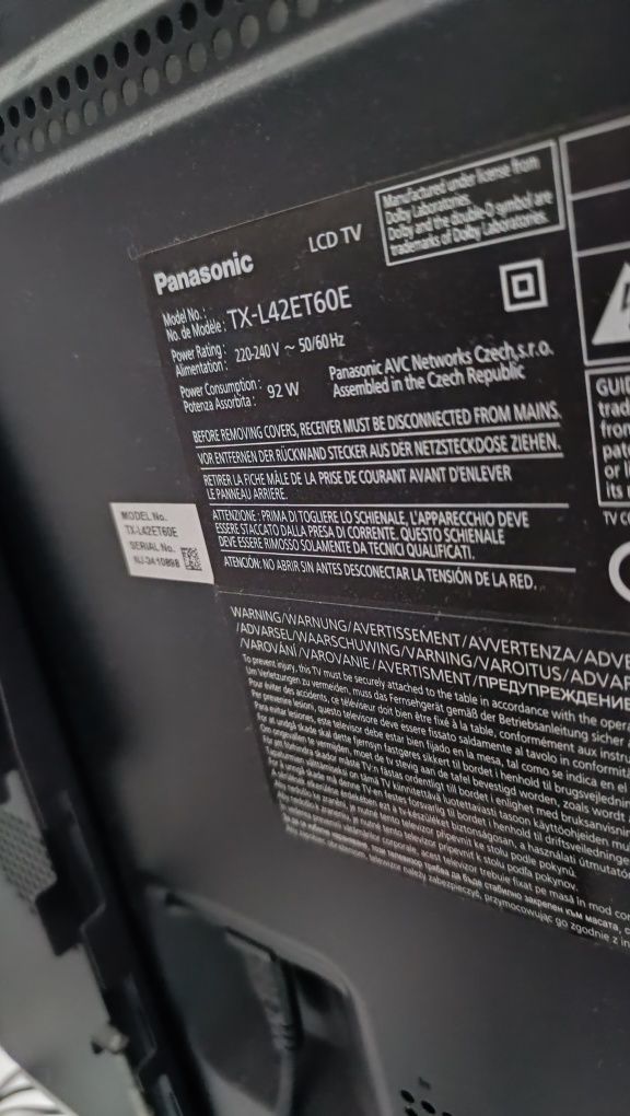 Panasonic TX- L42ET60E Telewizor 42' 3D okulary