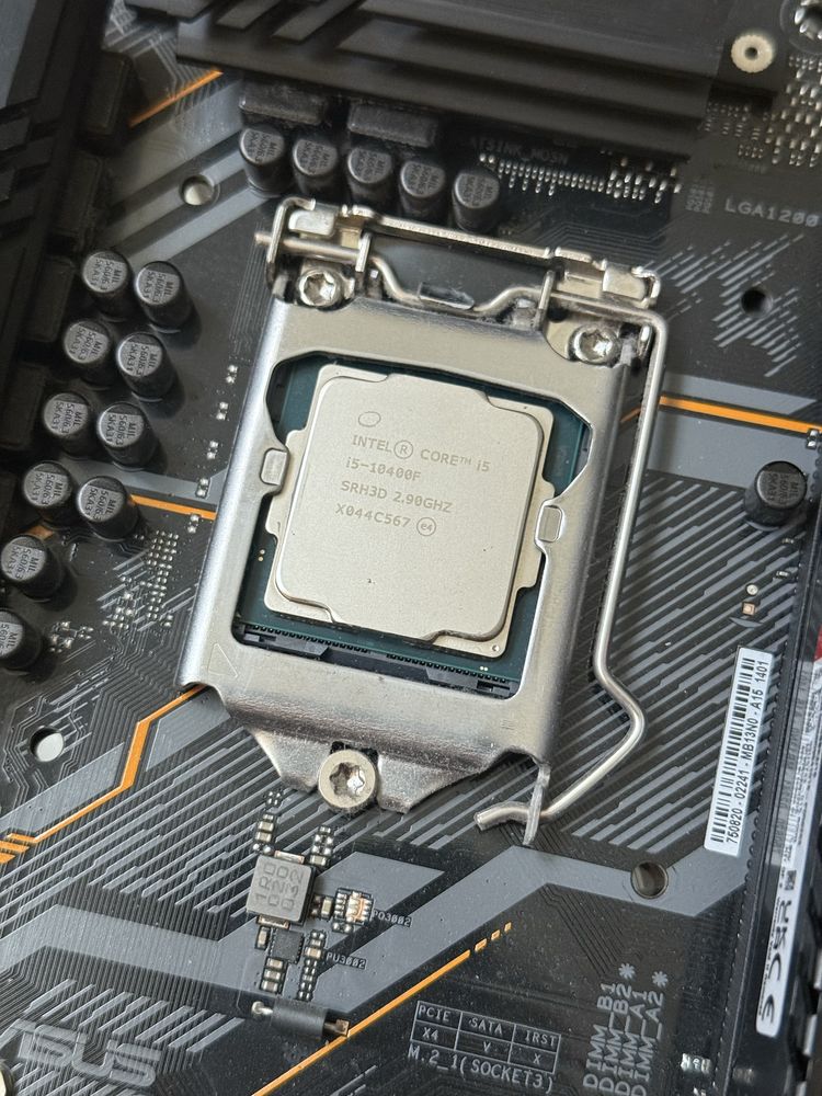Комплект i5 10400F + 16 GB Kingston DDR4 + Asus Tuf Gaming B460 Plus