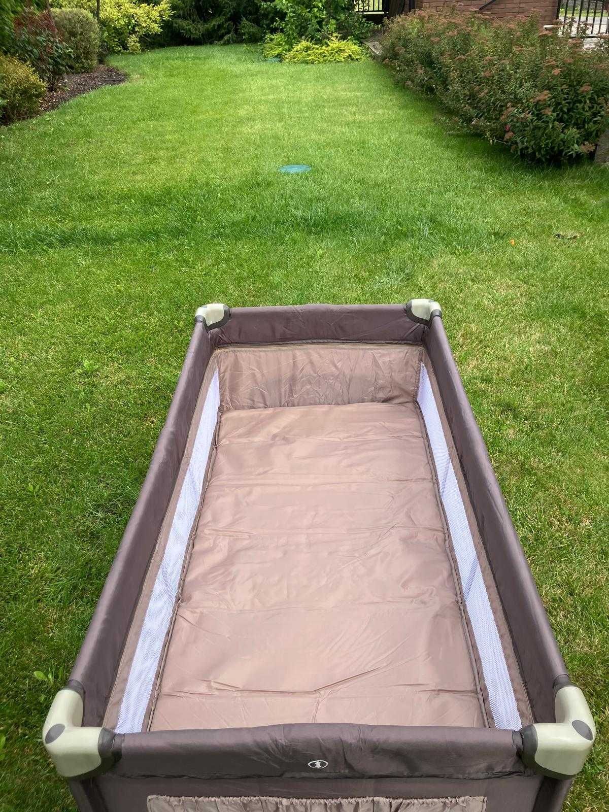 Sprzedam łóżeczko turystyczne firmy Baby Design