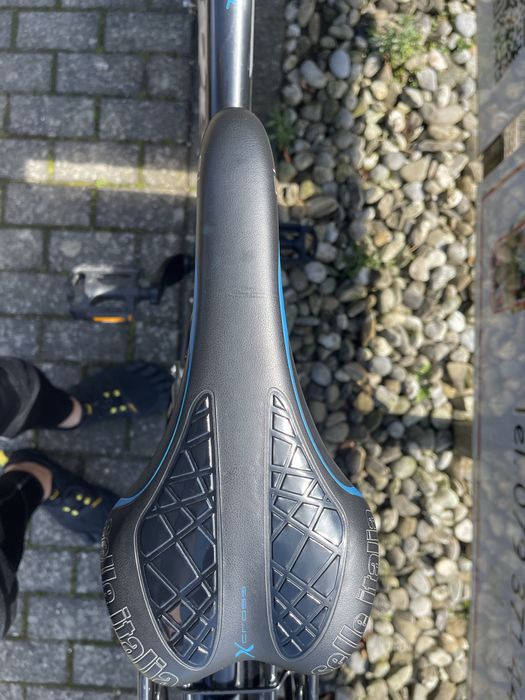 Rower trekingowy Szwajcarskiej marki  BIXS