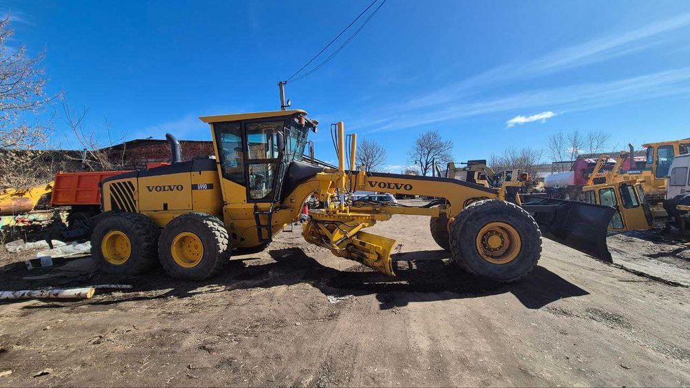 Автогрейдер VOLVO G 990