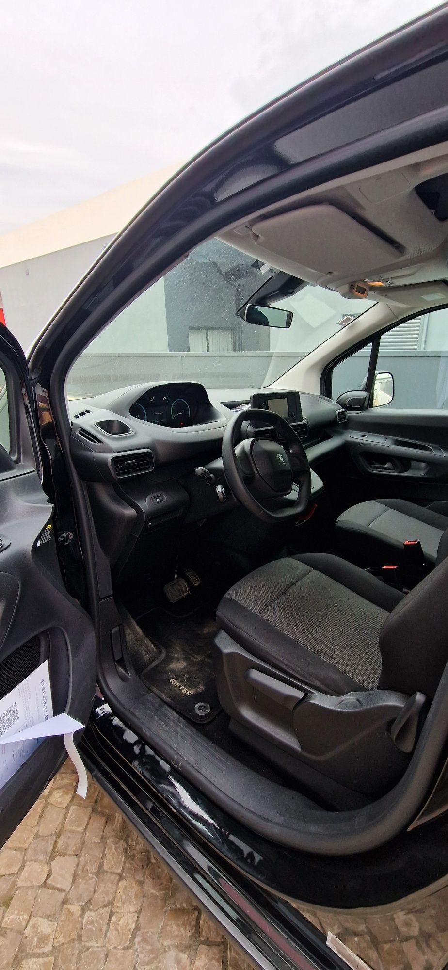 Peugeot e-Rifter 2022