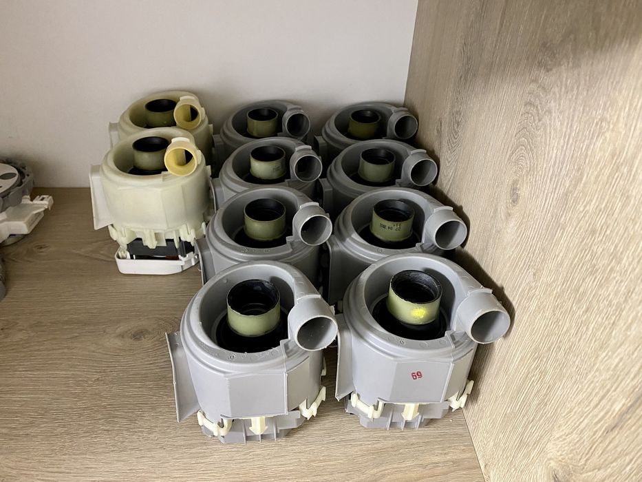 Двигатель циркуляционный насос помпа посудомоечной машины бош сименс