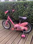 Vende-se bicicleta.