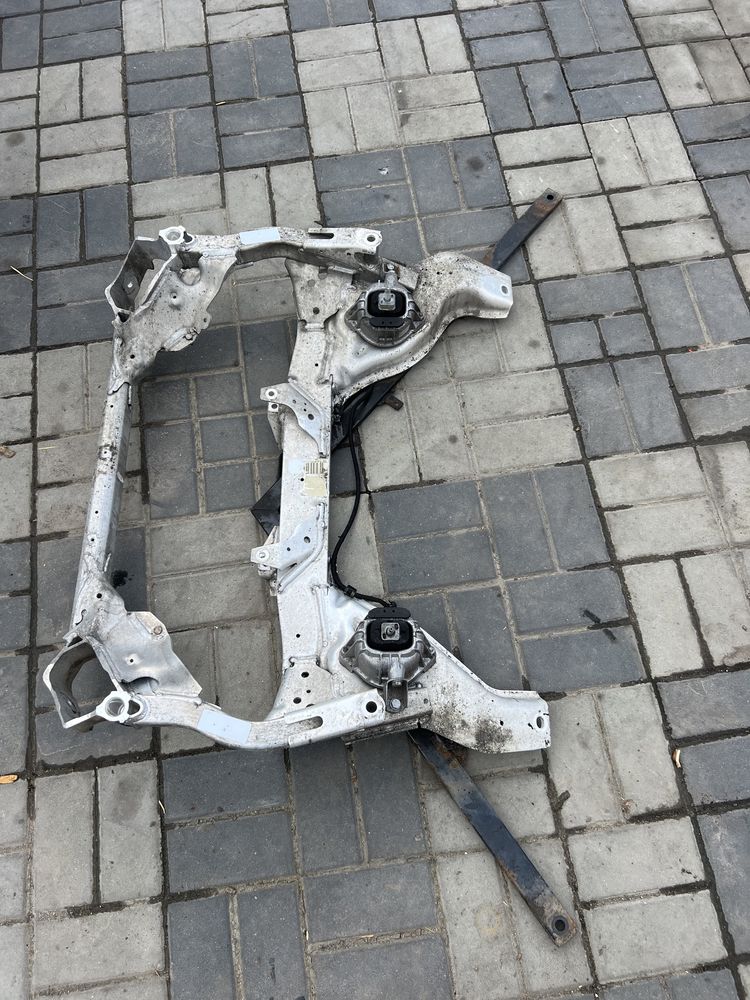 Sanki kołyska wózek przedni przód bmw e90 e91 e92
