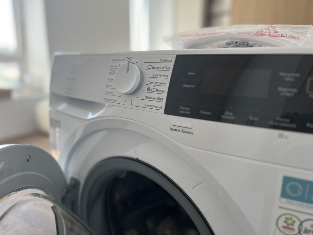 НОВА пралка Electrolux EW6F3414UU — дешевше магазину!