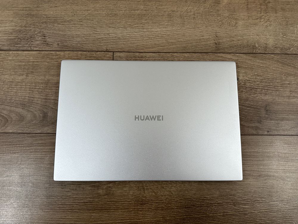 Laptop Huawei Matebook D14