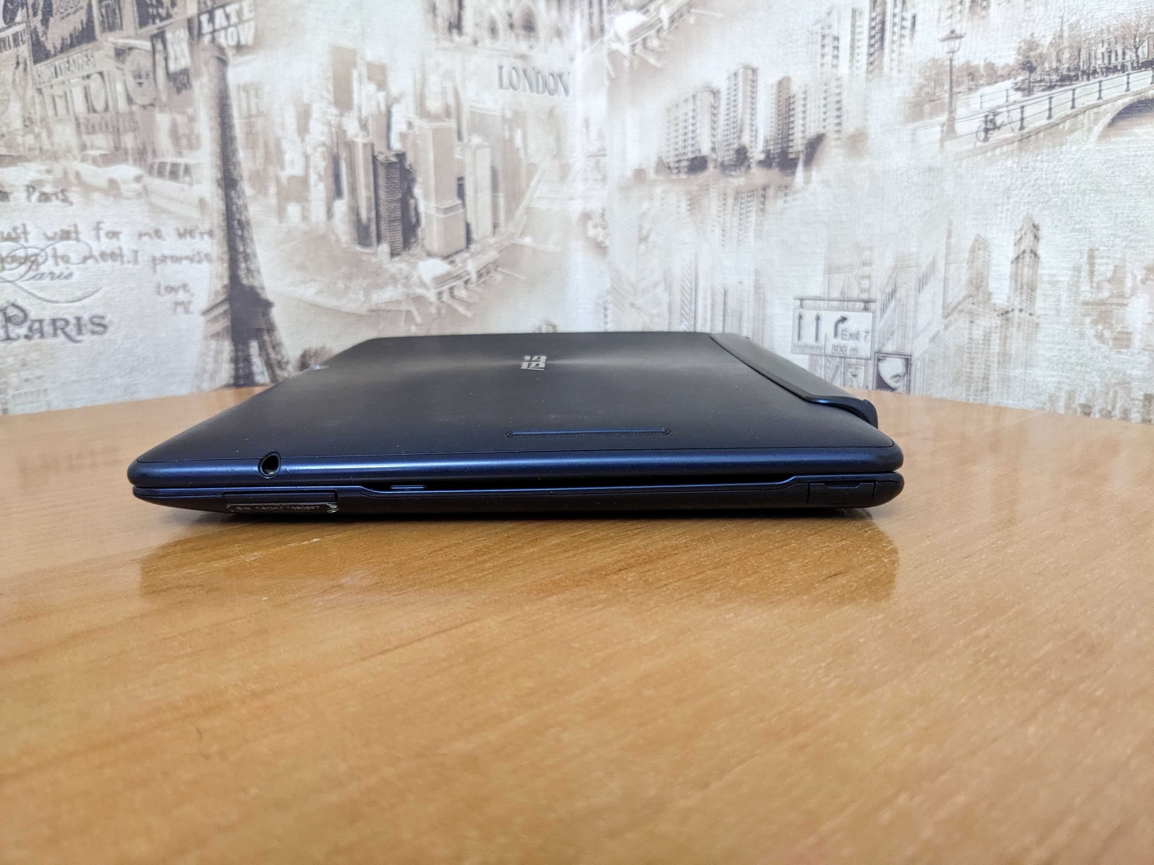 Планшет Asus Transformer TF300TG 3G 32GB c док-станцией,блочек,кабель