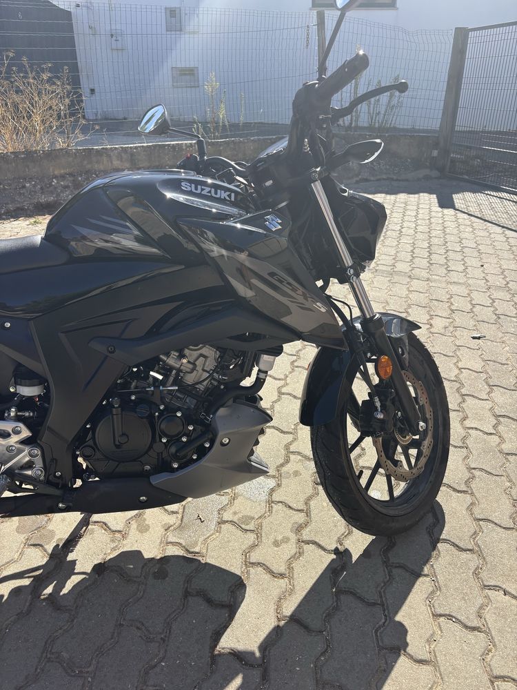 Suzuki GSX-S 125 – Mota como nova 2025, apenas 1038 km.