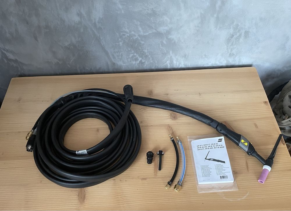Uchwyt spawalniczy TIG ESAB TIG SR-B 17 - 8m