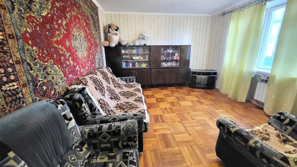 Продаж 3-х к.кв. вул. Республіканська буд. 185 АВТОНОМНЕ ОПАЛЕННЯ.