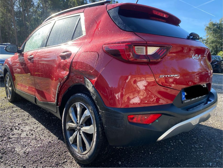 Kia stonic 1.0 turbo 100cv (2022)