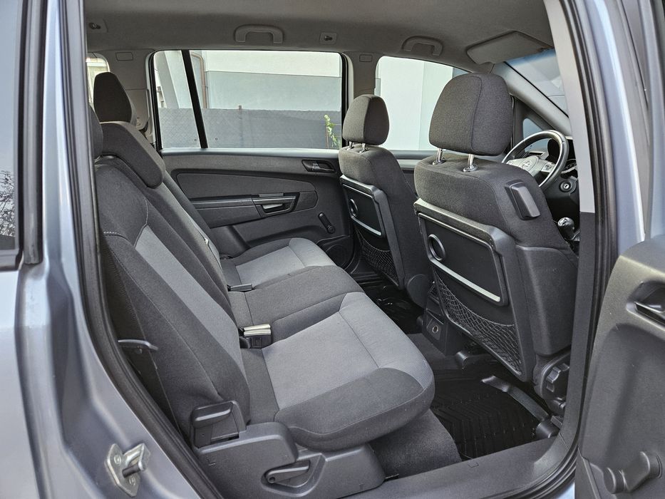Opel Zafira B # 1.8 b + GAZ # Wymieniony Rozrząd # 7 Osobowa # Klima #
