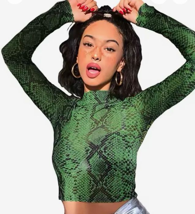 Зелений топ на літо