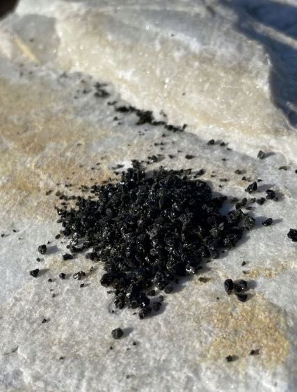 Czarny Kamień Błyszczący Piasek Kwarcowy Podłoże do Akwarium Żwirek