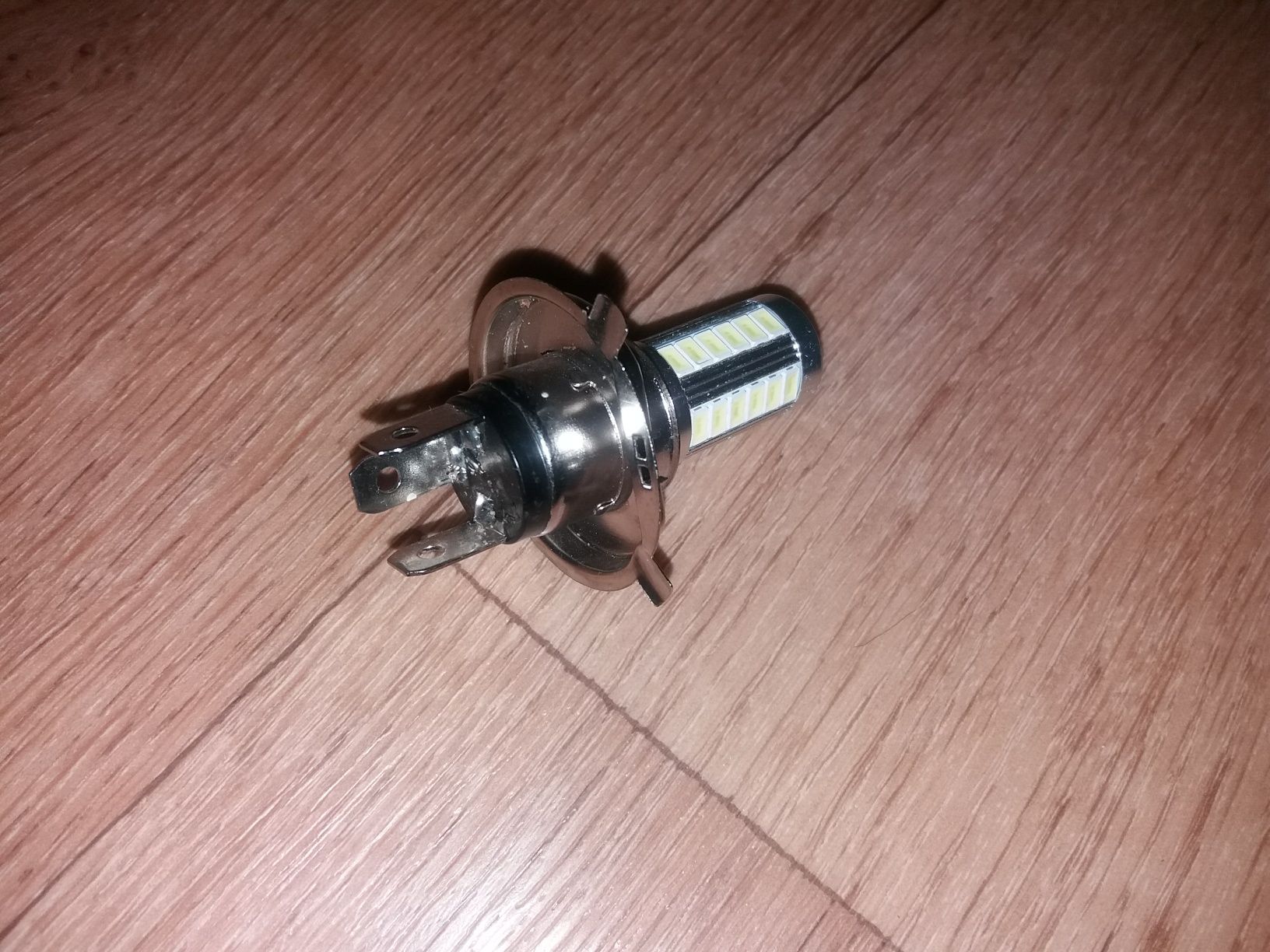 H4 led 12V  продам 33 SMD