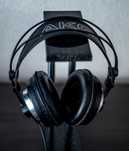 Продам наушники akg k280