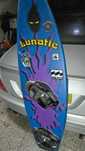 Prancha Wakeboard com par de botas universal e colete.