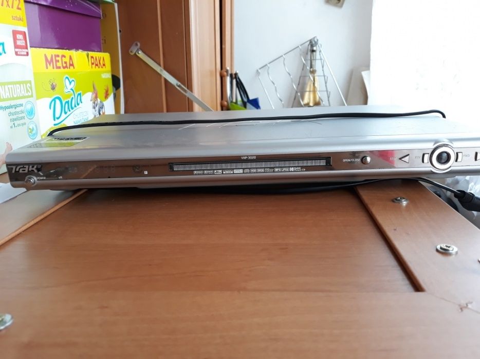 DVD track