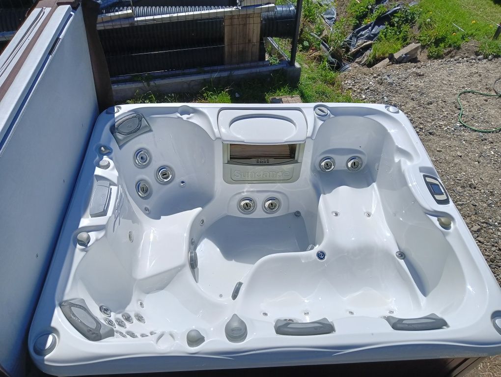 Jacuzzi Sundance Spas MARIN